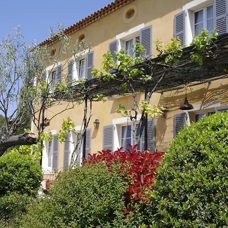 Couette-café La Bastide Tara 2*